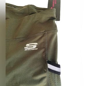 NWT Sketchers Leggings with banded cuffs and side pockets, olive green, XL